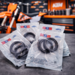FORK SEAL + DUST SEAL COVER KTM DUKE | RC 200/250/390