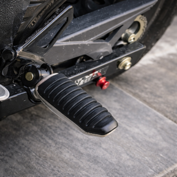 REAR FOOTREST COMFORT 2.0 V-STROM 250 | GIXXER 250/SF