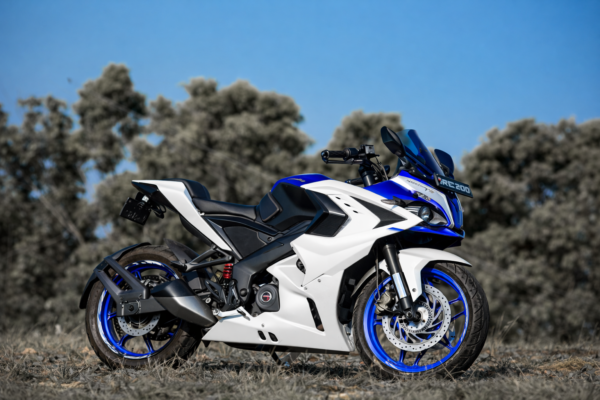 BELLYPAN RACING PULSAR RS200