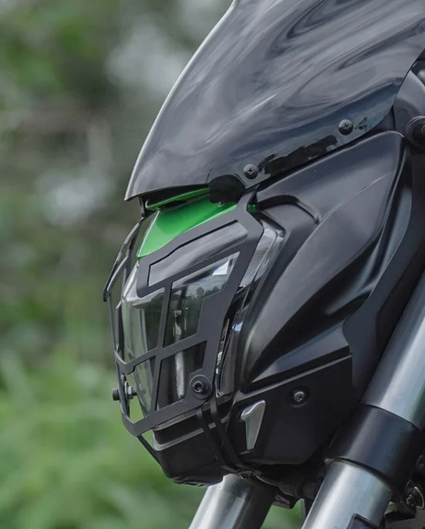 HEADLIGHT GRILL DOMINAR 250/400