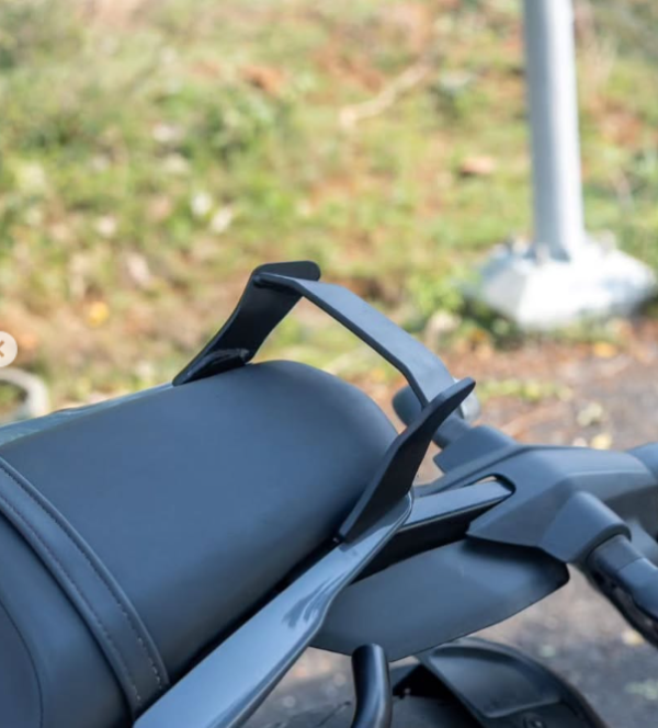 GRAB RAIL YAMAHA MT-15