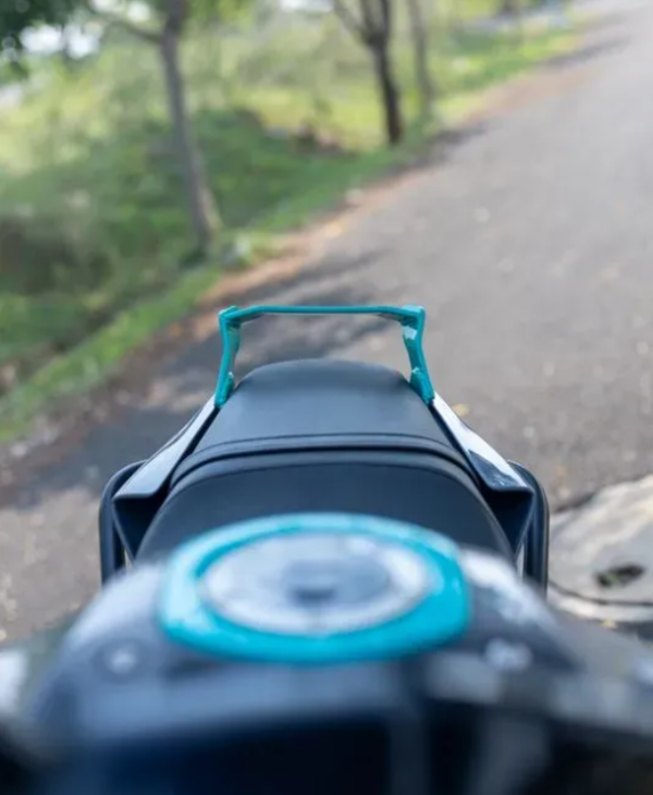 GRAB RAIL YAMAHA MT-15