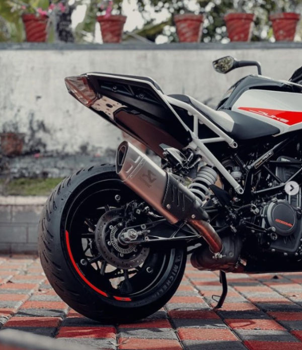 WHEEL COVER UNIVERSAL MOTORCYCLE