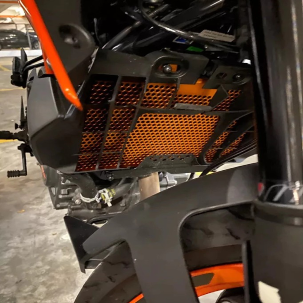 RADIATOR GRILL KTM DUKE 200/250/390 | V2/V3